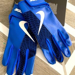 Nike Force Edge Glove
